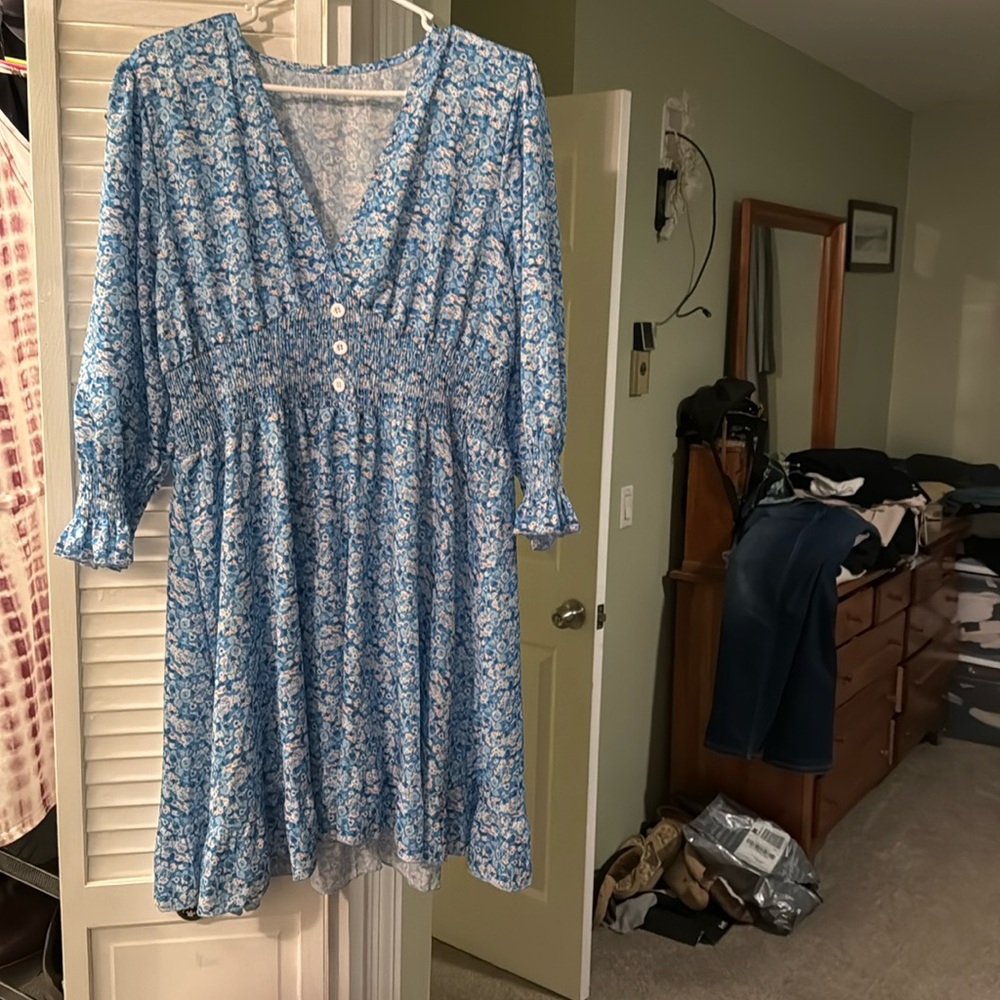 Summer dress. XXL. Never worn